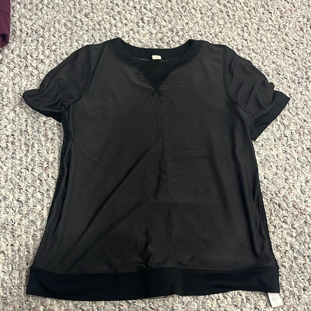 Mesh workout shirt for girls from Ivivva
